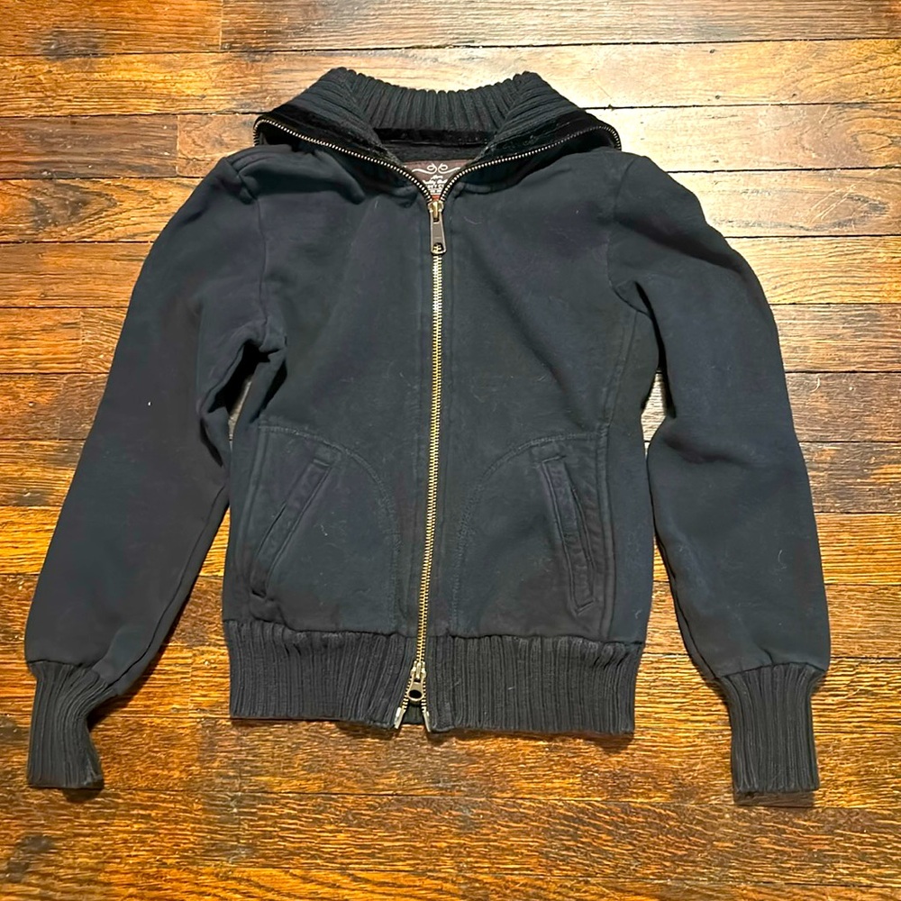 Vintage Old Navy Kids Full Zip Sweater with ribbed cuffs and collar, size M